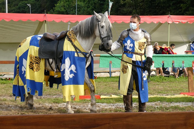 萨紧密的防 萨紧密的防